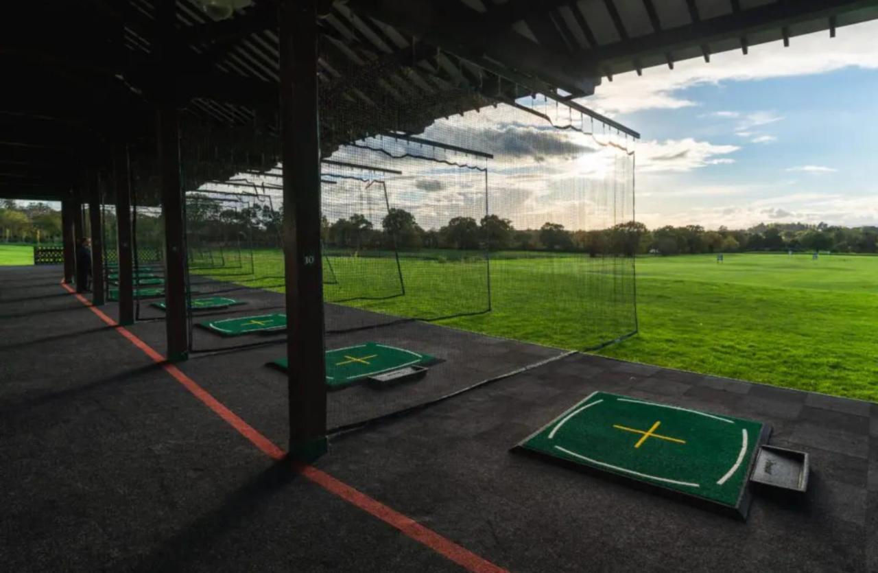 Carden Park Hotel, Golf Resort&Spa Tilston Buitenkant foto