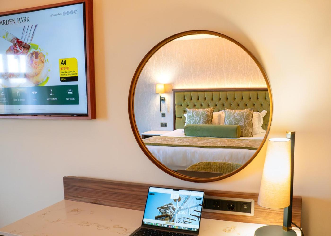 Carden Park Hotel, Golf Resort&Spa Tilston Buitenkant foto